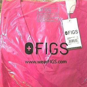 FIGS V-neck RASPBERRY pink XL scrub top